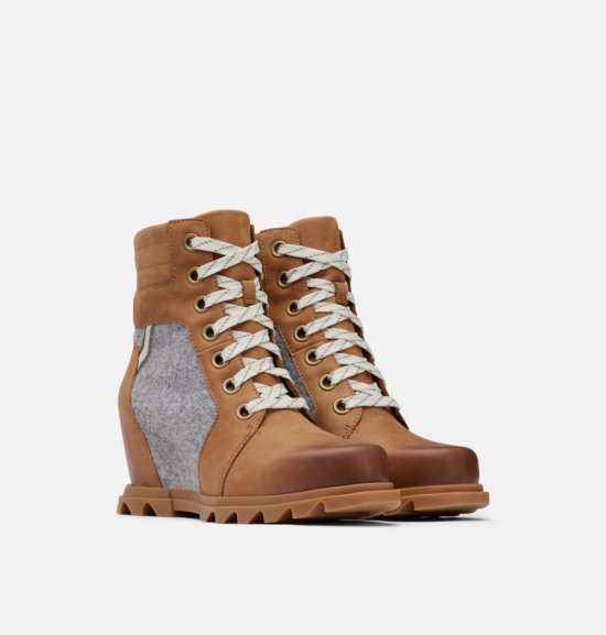 Sorel Women\'s Joan Of Arctic™ Wedge III Lexie Bootie - Taffy, Gum 2
