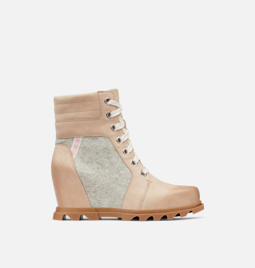 Sorel Women's Joan Of Arctic™ Wedge III Lexie Bootie - Natural Tan, Gum 2